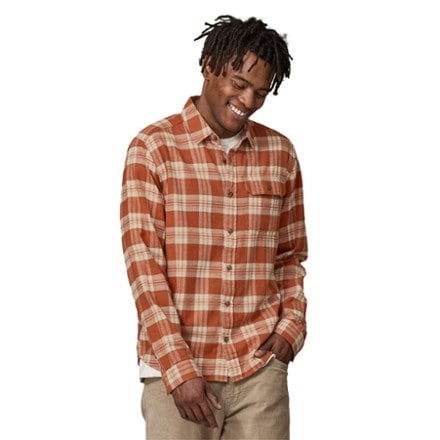 Patagonia Long-Sleeve Cotton in Conversion Fjord Flannel Shirt - Men's 1
