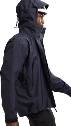 Arc'teryx Beta AR Jacket - Men's 4
