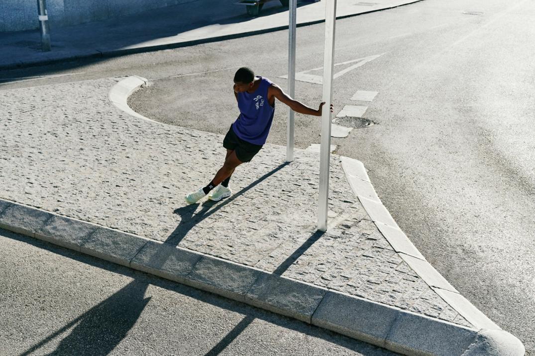 Location Image for Cloudrunner 3 Road-Running Shoes - Men's