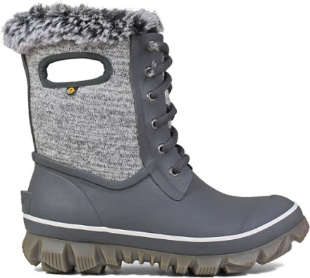 gray snow boots