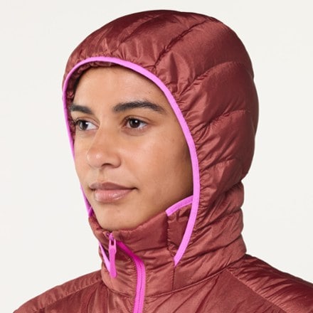 SENIQ Wildpuff Down Hoodie - Women's 6