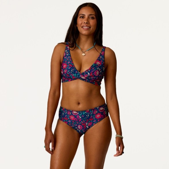 On Body Image of color Isla