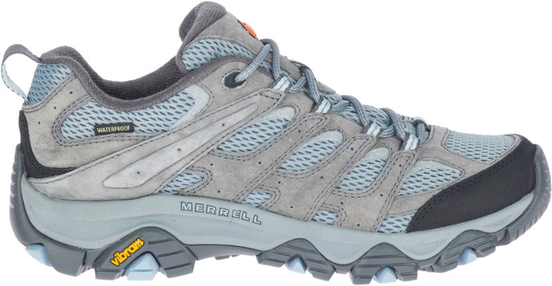 best hiking shoes for thru-hiking