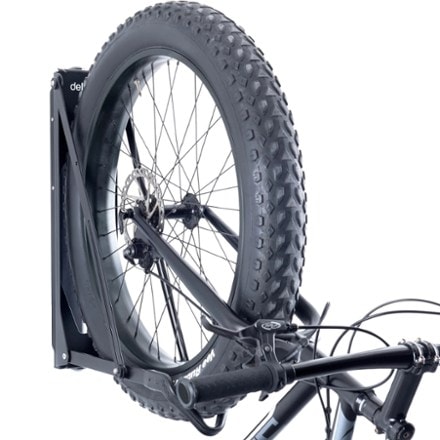 Delta Cycle Heavy-Duty Pivot Rack 2