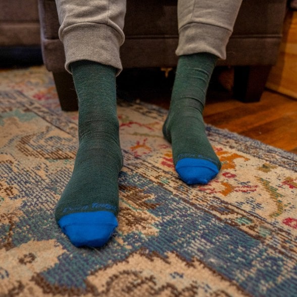 Location Image for Solid Crew Lightweight Lifestyle Socks - Men's
