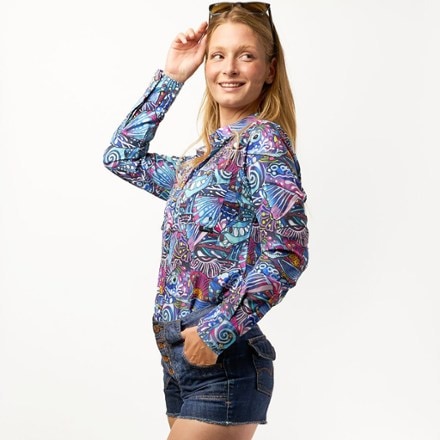 Fishe Signature Fishing Shirt - Women's 2