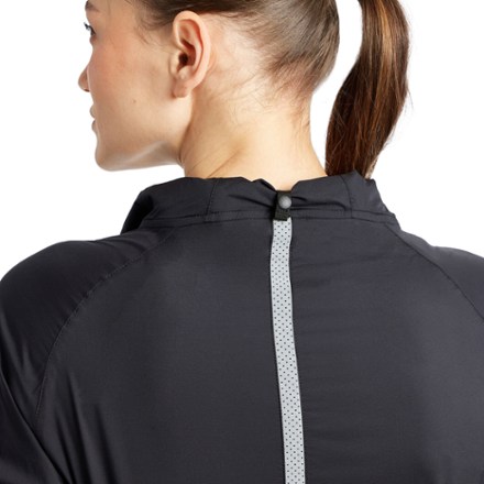 Oiselle Reflective Vim Jacket - Women's 3