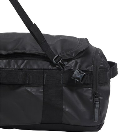 The North Face Base Camp Voyager Duffel - 32 L 4