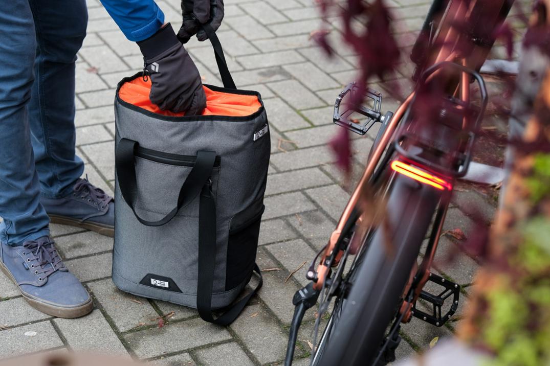 Location Image for Solo Market Pannier - Single