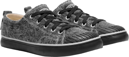 keen elsa fleece sneaker