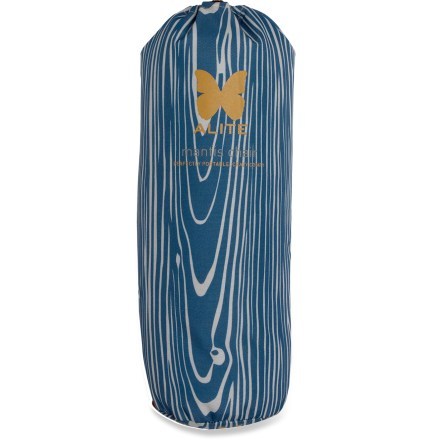 Closed  (Woodgrain Blue)