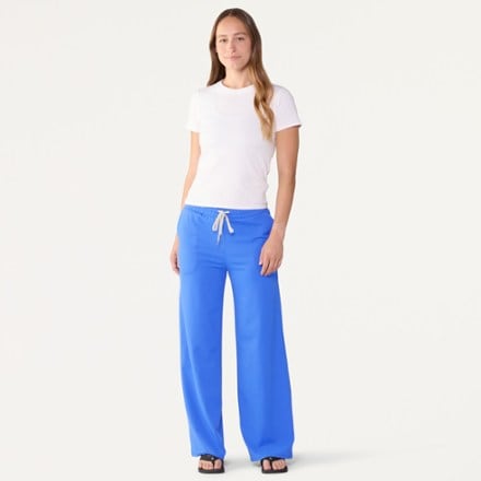 Vuori Halo Essential Wideleg Pants - Women's 3