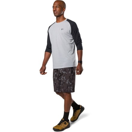 PEARL iZUMi Summit Shell Bike Shorts - Men's 3