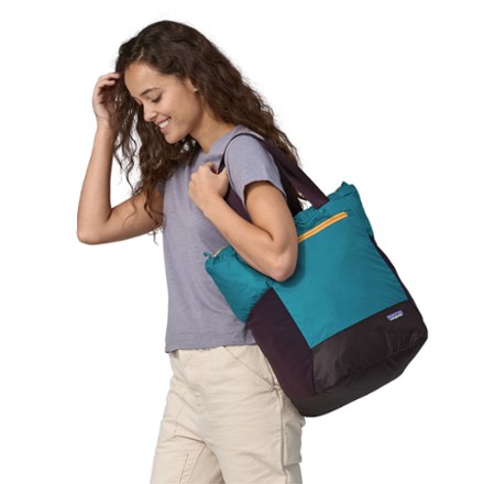patagonia black hole cube small black Patagonia Black Hole 3L Cube