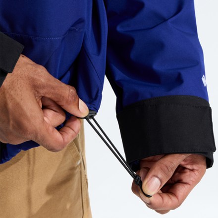 The North Face GORE-TEX Mountain Jacket - Men's 5