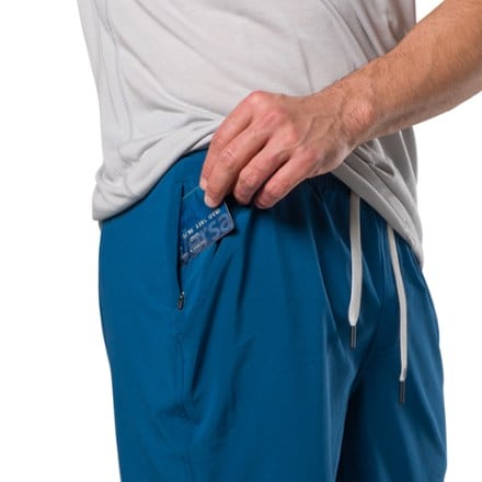 PEARL iZUMi Canyon Active Bike Shorts - Men's 6