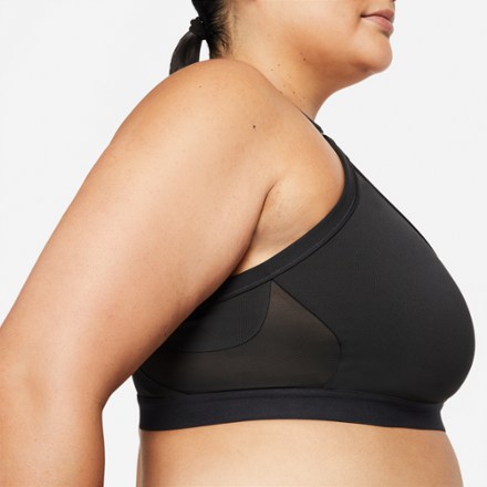 Nike Indy V-Neck Bra - Plus Sizes 4