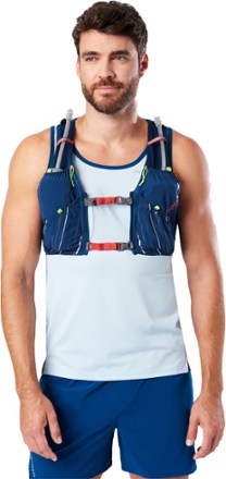 Nathan Pinnacle 4 L Hydration Vest 1