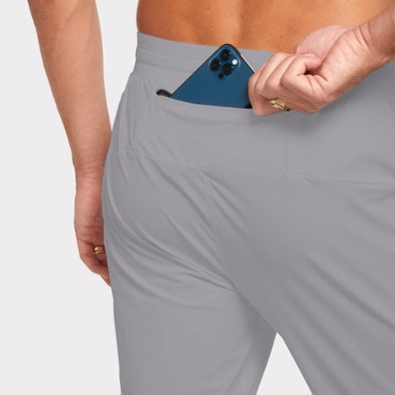 ALWRLD ALRN Gran Sport Joggers - Men's 3