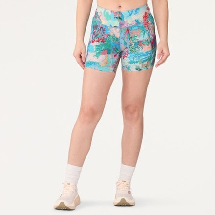 Janji Pace 5" Shorts - Women's 1
