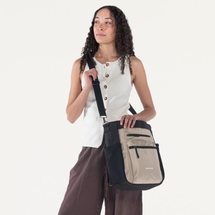 Sherpani Soleil Anti-Theft Convertible Pack - Women's 5