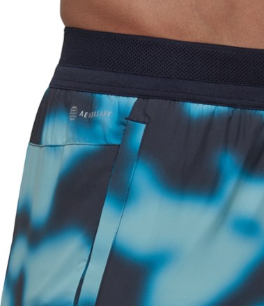 adidas Run Icons Logo Graphic AOP Shorts - Men's 3