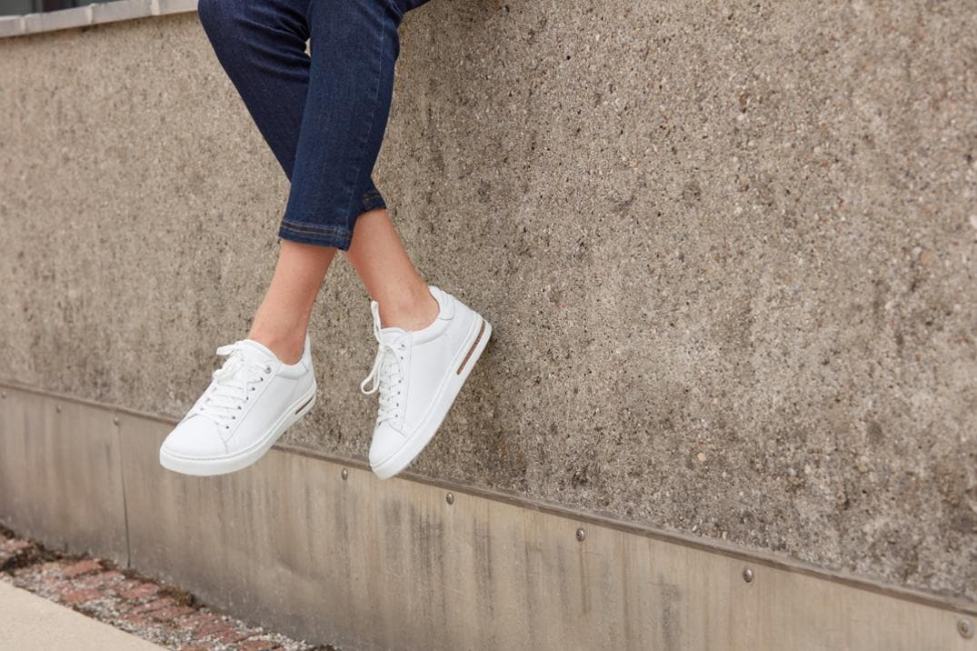 Location Image for Bend Sneakers - Women's