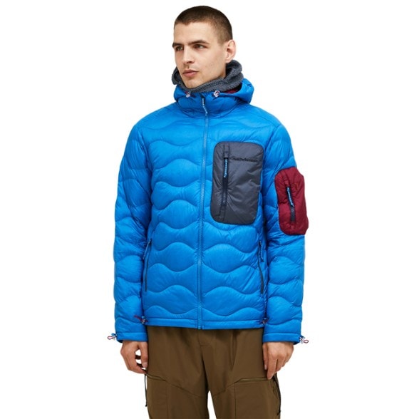 On Body Image of color Azure Ascent/Mountain Mist