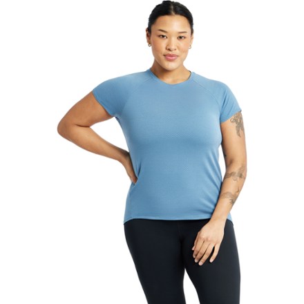Oiselle Flyout Shirt - Women's 1