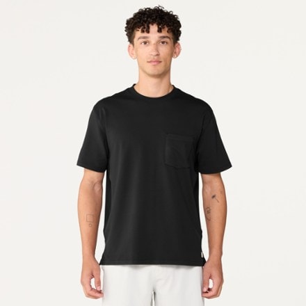Vuori Ponto Pocket T-Shirt Relaxed - Men's 1