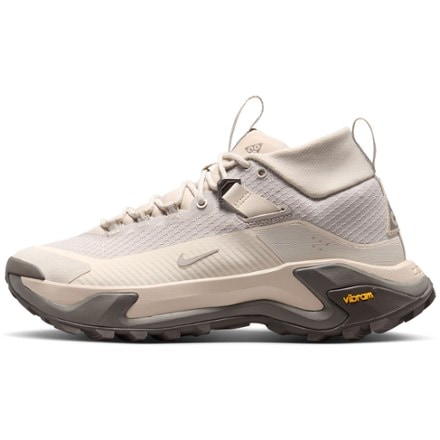 Nike ACG Zegama Hike Hiking Shoes - Women's 1
