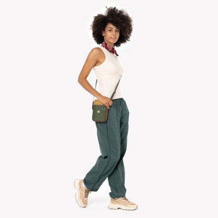 Sherpani Cruz Crossbody Bag - Women's 5