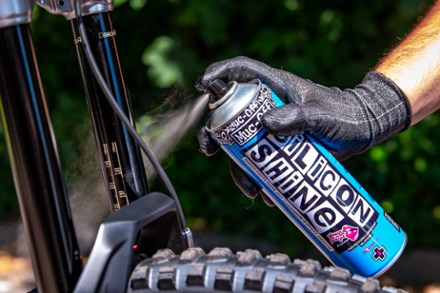 Muc-Off Silicon Shine 2