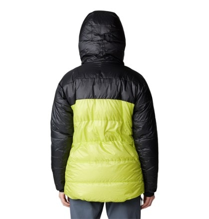Mountain Hardwear Phantom Belay Down Parka - Women's 1