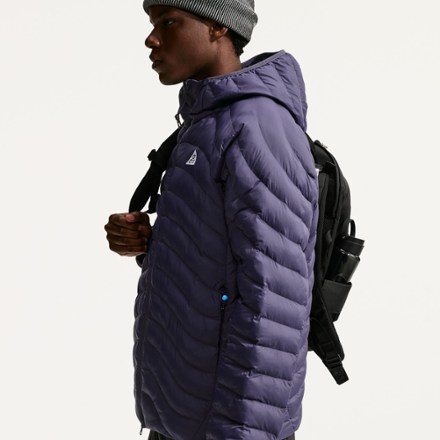 Nike ACG Lava Flow Hooded Insulated Jacket - Men's 3