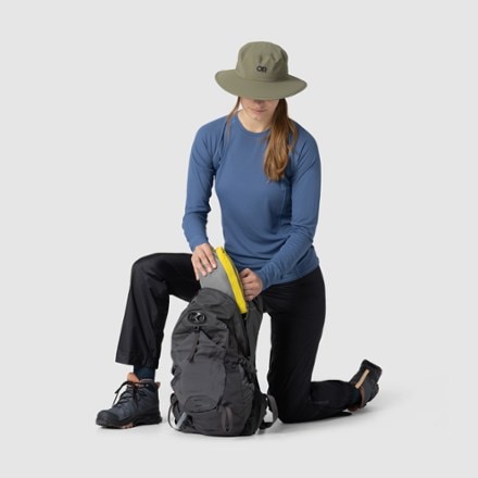 Outdoor Research Stratoburst Stretch Rain Jacket - Women's 10