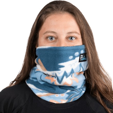 Fishe Chummy Reversible Fleece Neck Tube 2