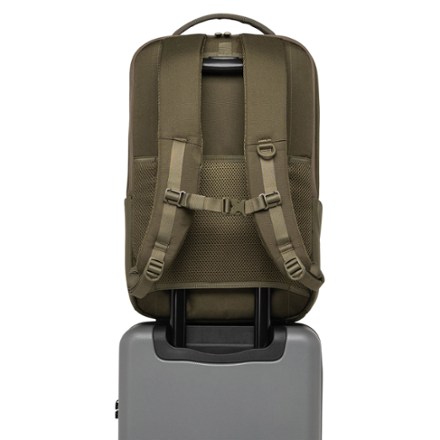 Herschel Supply Co. Kaslo Tech Travel Pack 6