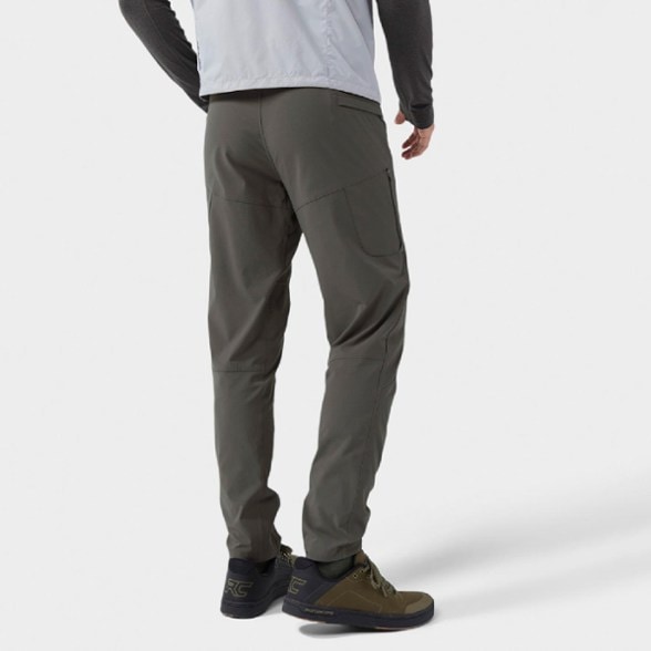 On Body Image of color Raven