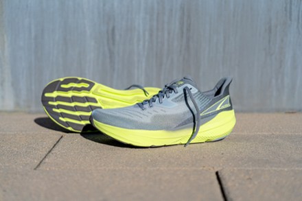 Location Image for Experience Flow Road-Running Shoes - Men's