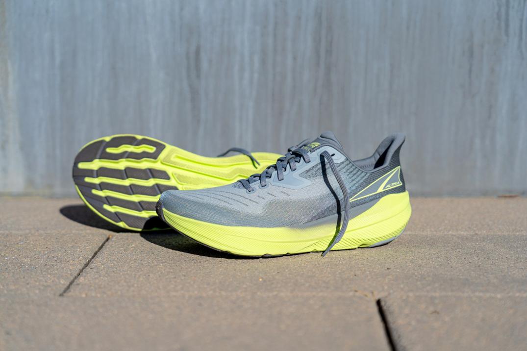 Location Image for Experience Flow Road-Running Shoes - Men's