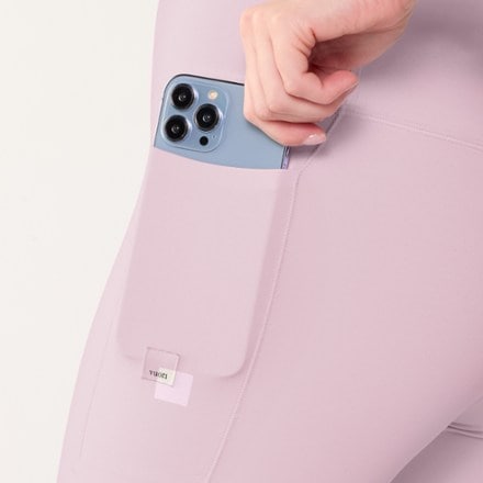 Vuori AllTheForm Pocket Leggings - Women's 4