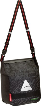 Axiom Cycling Gear Monsoon Oceanweave 9+ Handlebar Bag 2