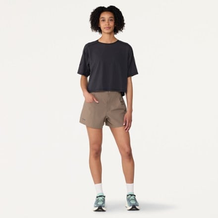 Janji Trekker 4" Shorts - Women's 5