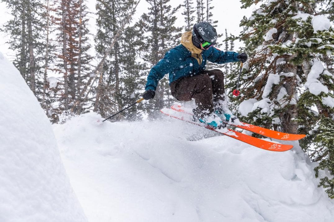 Location Image for Carbon Kaizen 100 Skis - 2023/2024