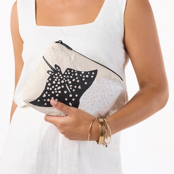 Detail Image of color Rays Black