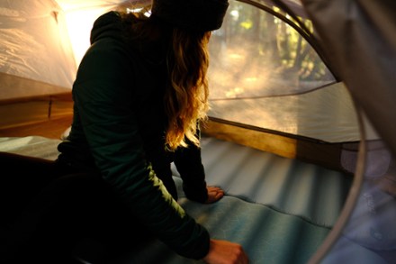 Location Image for Flyer Self-Inflating bluesign Sleeping Pad