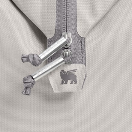 Stanley The All Day Julienne Mini Cooler - 10 Cans/7.4 Qts. 4