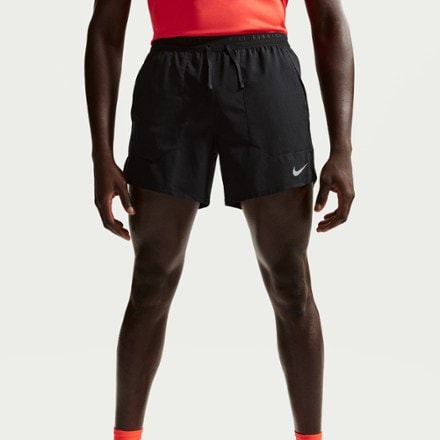 Nike Stride 5" Brief Shorts - Men's 4