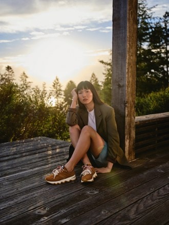 Sorel KINETIC Ember LX Sneakers - Women's 10